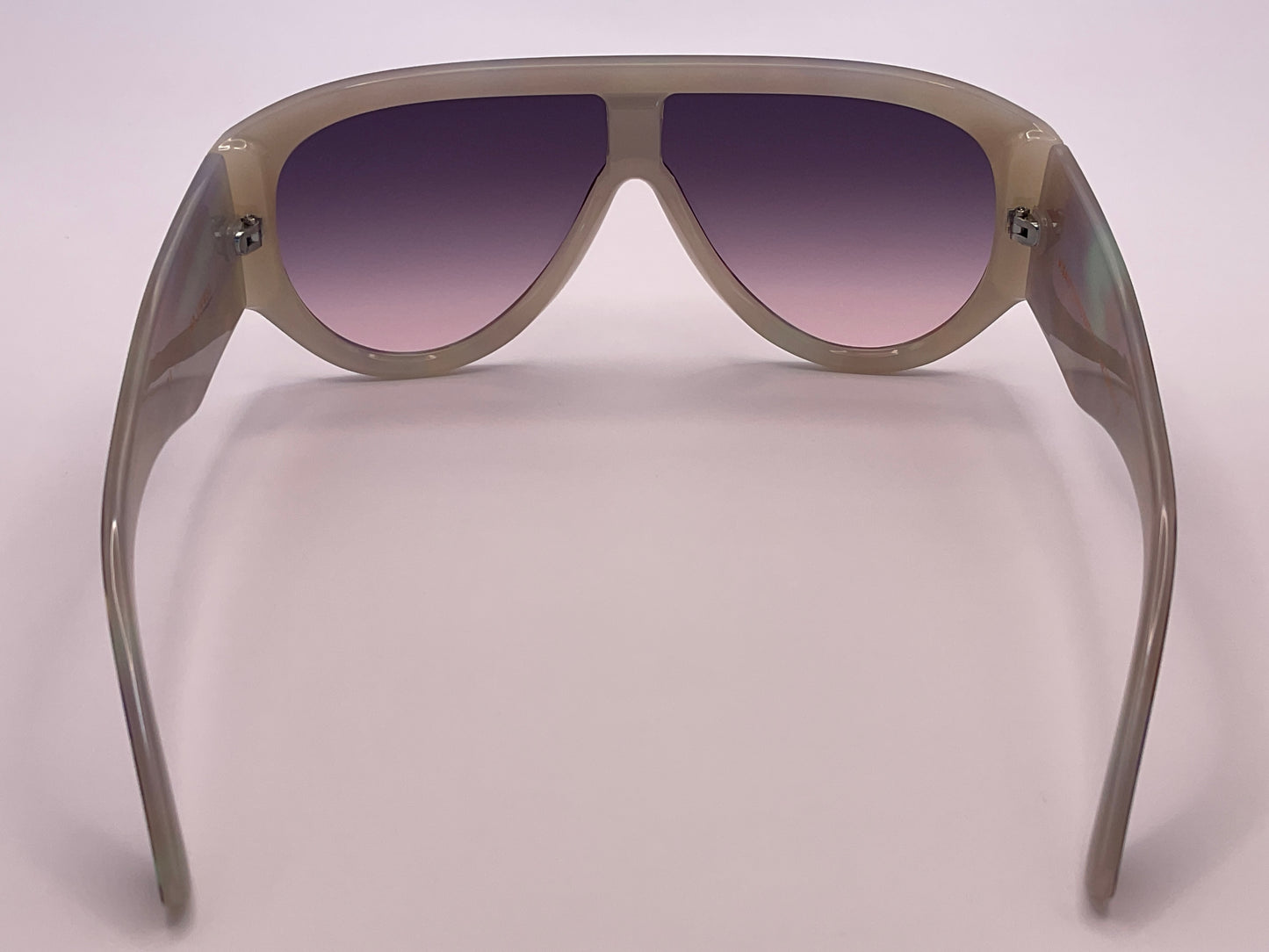 < VISAIS LUCIS ID - 337030/5C >