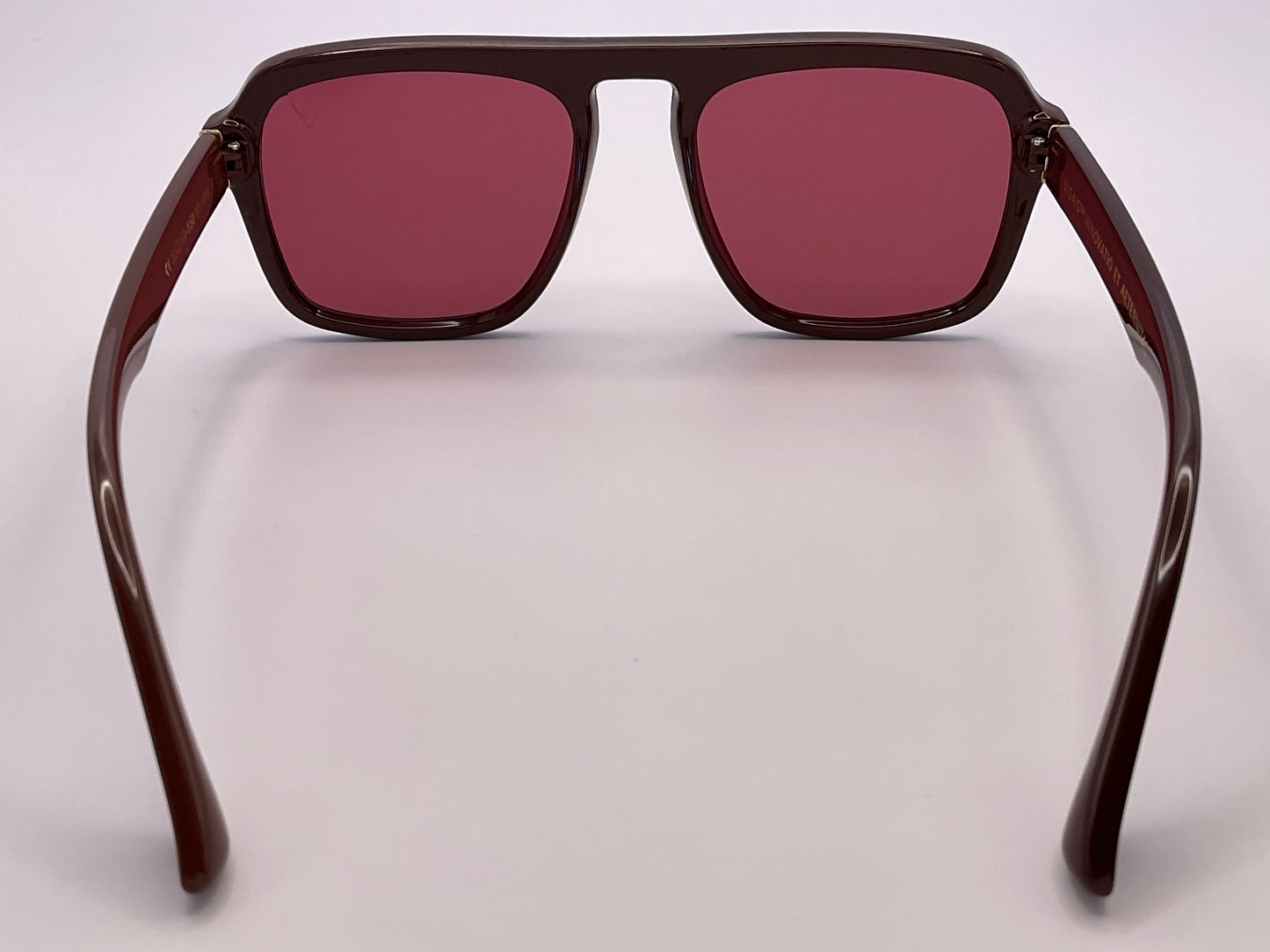 < VISAIS FUTURI ID - 337085/10B >