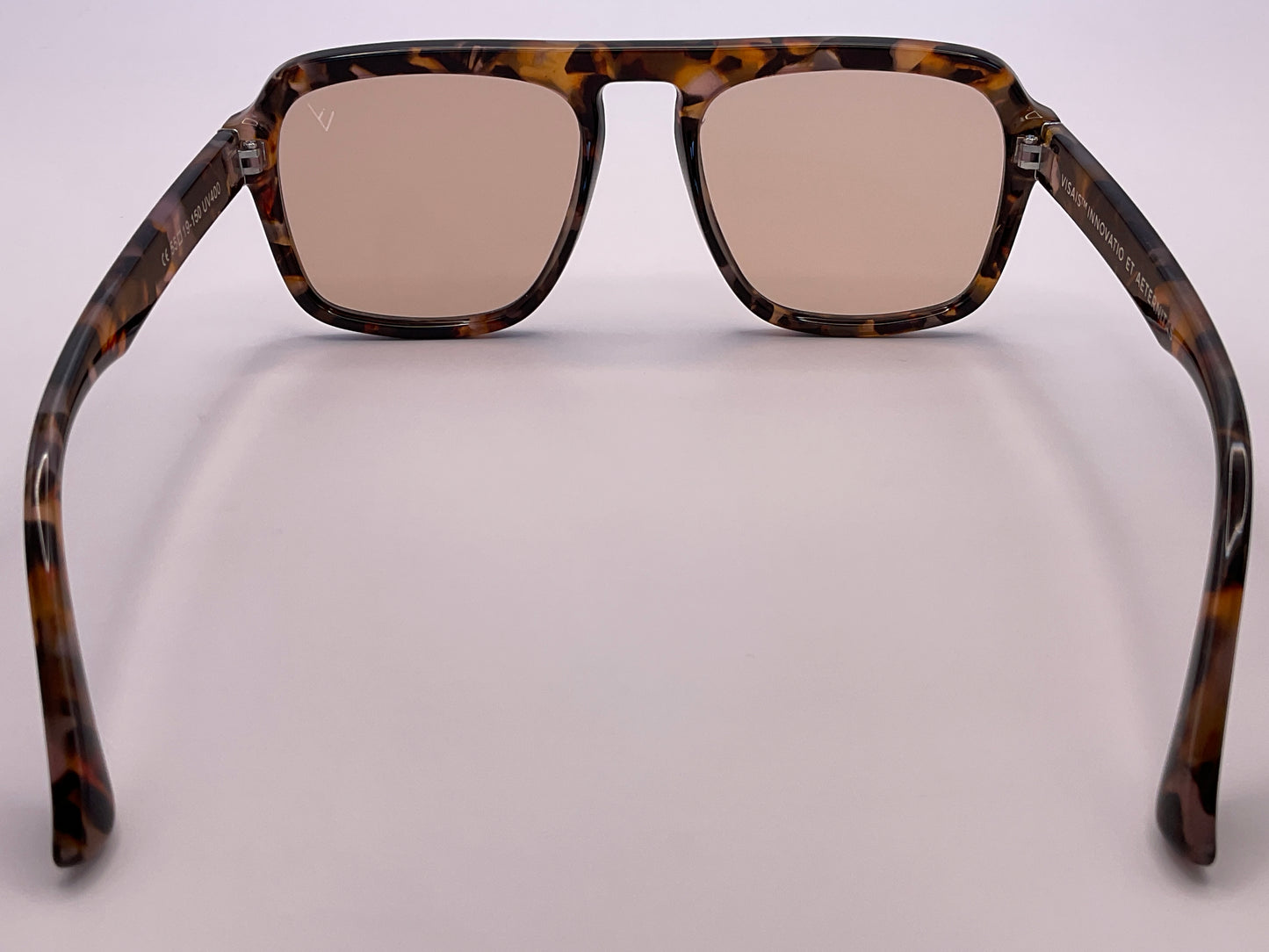 < VISAIS FUTURI ID - 337085/10E >