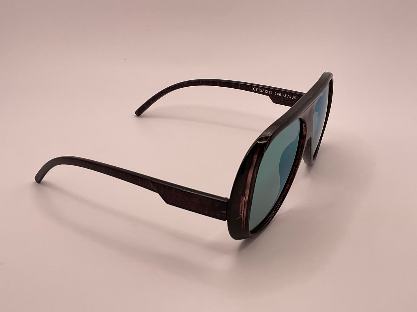 < VISAIS Vi ID - 337009/1C >