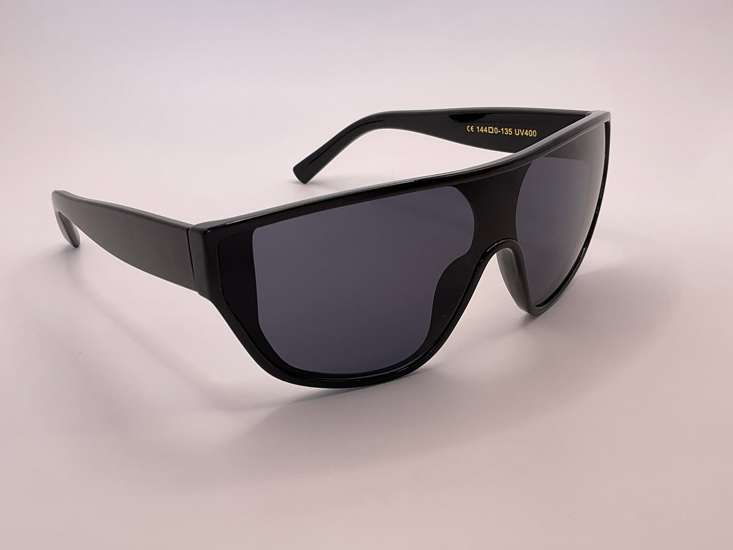 < VISAIS NUNC FRUERE ID - 337016/3A >