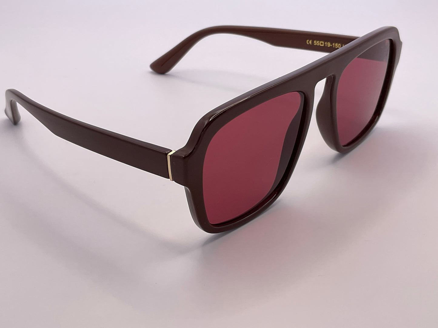 < VISAIS FUTURI  ID - 337085/10B >