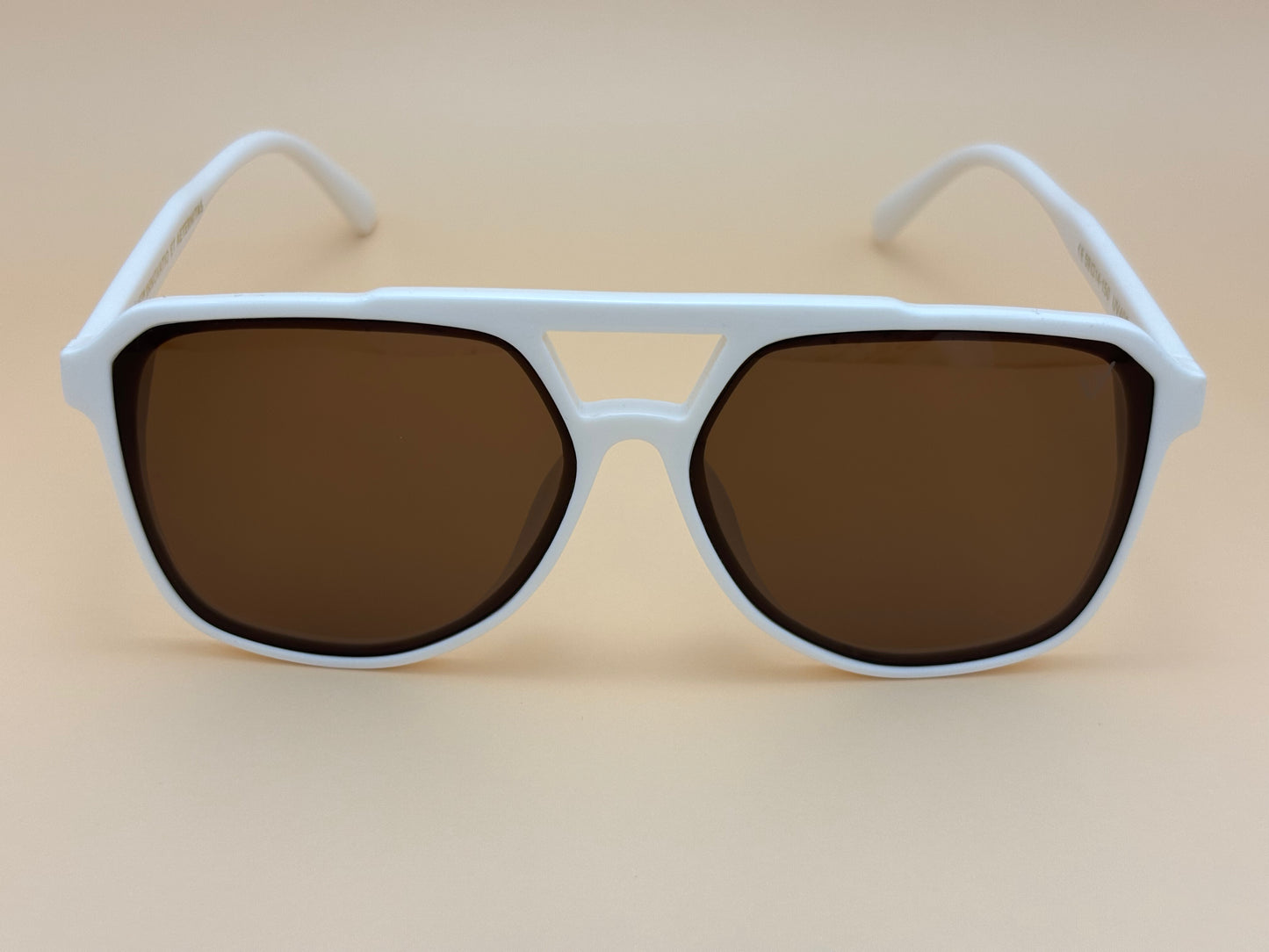 < VISAIS NUNTII  ID - 337061/7B >