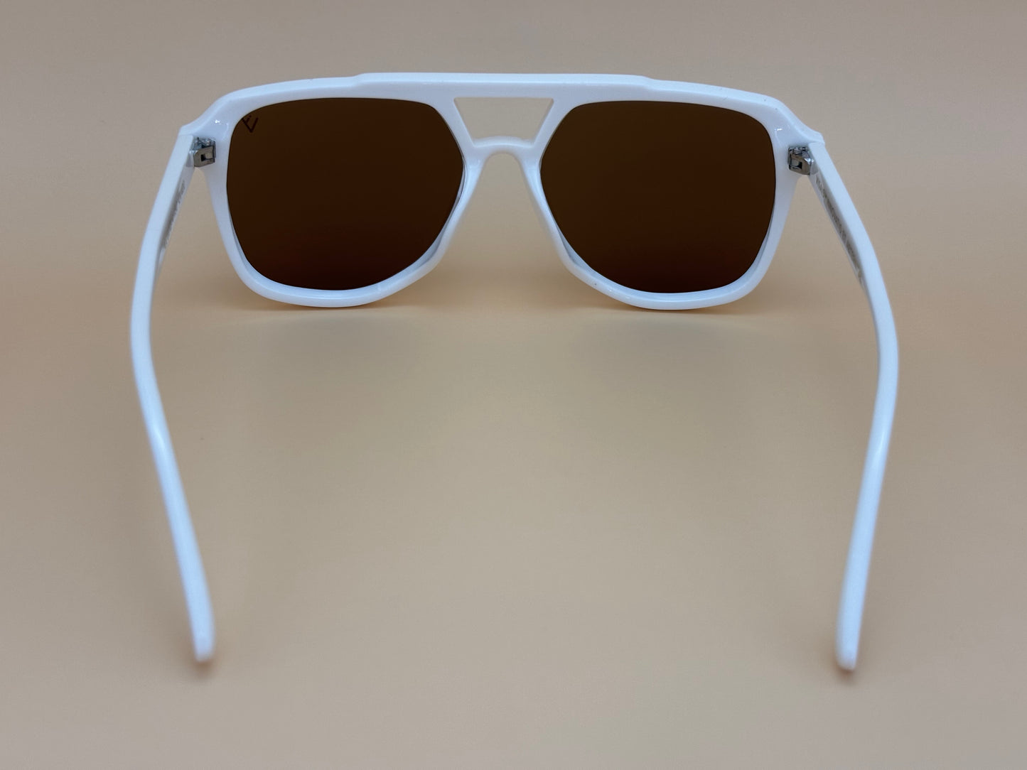 < VISAIS NUNTII  ID - 337061/7B >