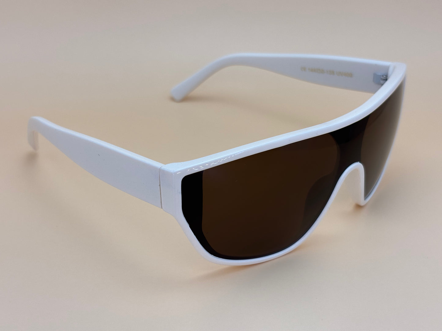 < VISAIS NUNC FRUERE ID - 337016/3B >